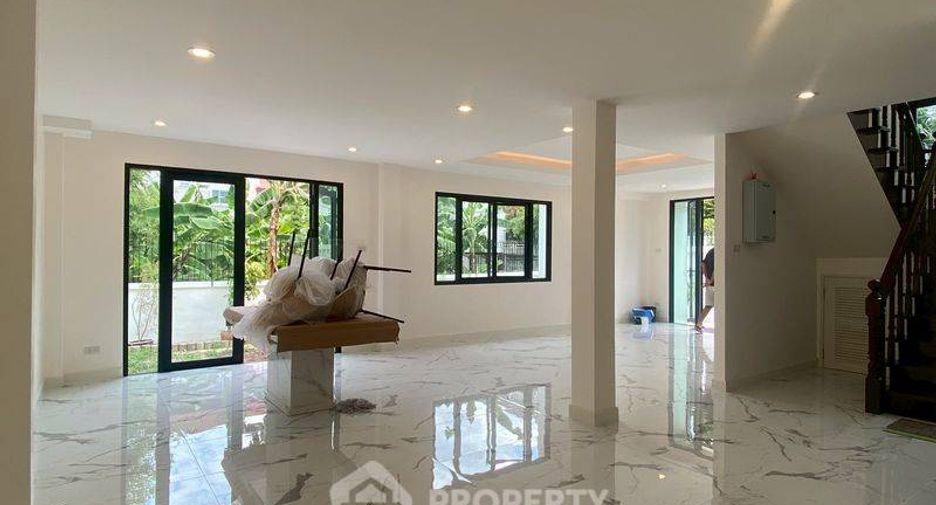 出售 3 卧室 独立屋 在 Suan Luang, 曼谷
