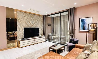 For sale 3 ベッドルーム condo in Sathon, Bangkok