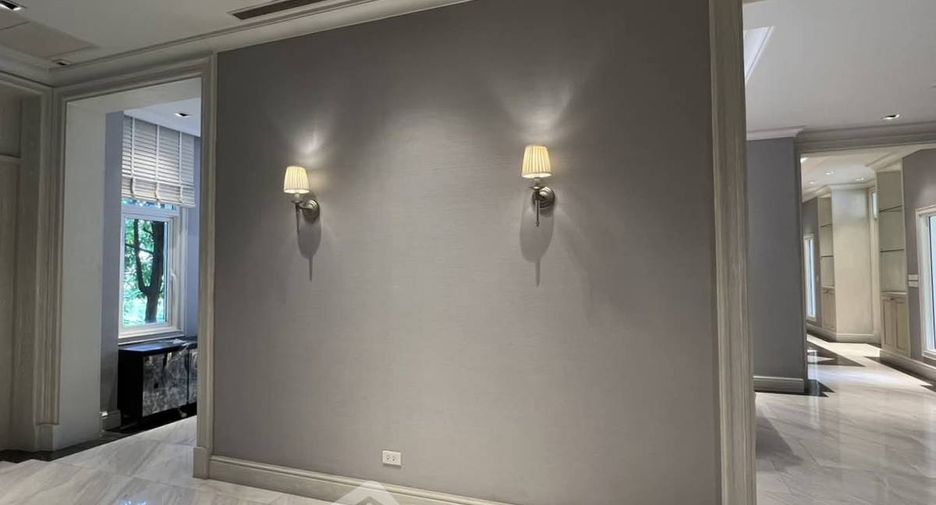Haus zum Kauf mit 4 Zimmer in Lat Phrao, Bangkok