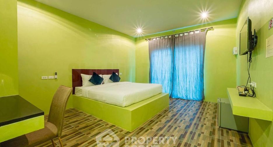 Продажа 10 спальни вилла в Йомтиен, Паттайя