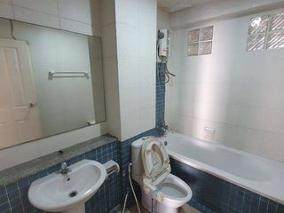 Casa adosada en venta de 3 habitaciones en Bueng Kum, Bangkok