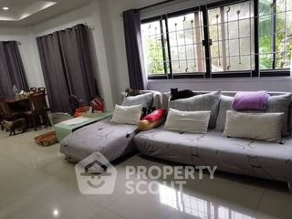 出售 3 卧室 独立屋 在 Mueang Chon Buri, Chon Buri