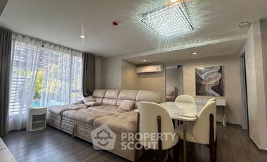 For sale 3 bedrooms condo in Khlong Toei, Bangkok
