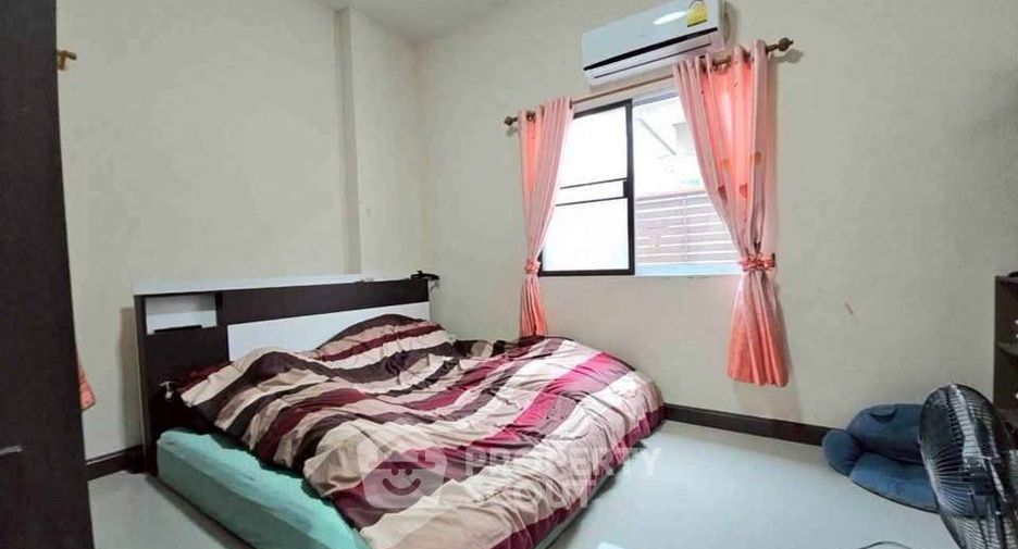 For sale 3 bedrooms house in Sattahip, Pattaya