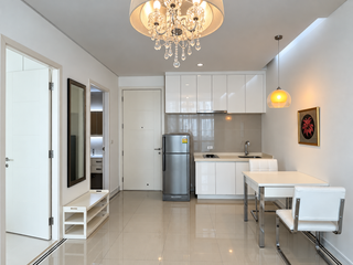 For sale 1 bed condo in Huai Khwang, Bangkok