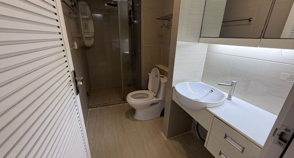 À vendre 1 chambre condo à Huai Khwang, Bangkok