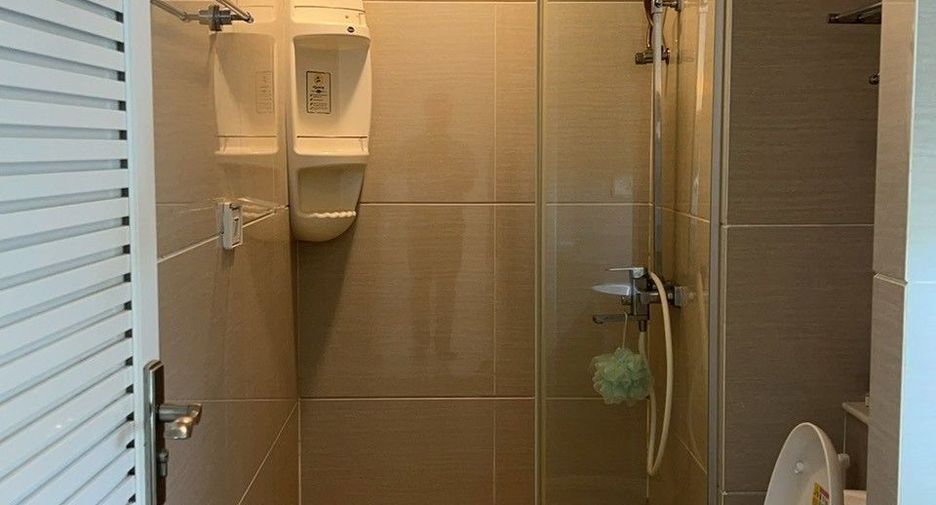 À vendre 1 chambre condo à Huai Khwang, Bangkok