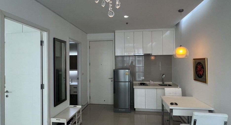 À vendre 1 chambre condo à Huai Khwang, Bangkok