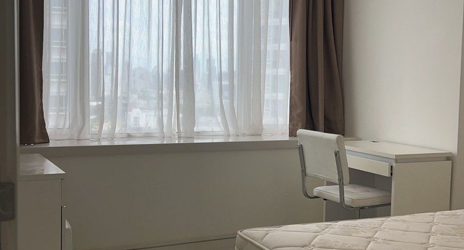 À vendre 1 chambre condo à Huai Khwang, Bangkok