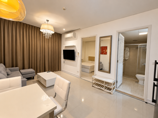 For sale 1 bed condo in Huai Khwang, Bangkok