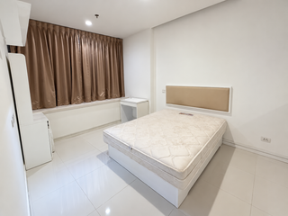 For sale 1 bed condo in Huai Khwang, Bangkok