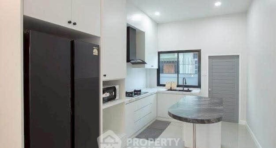 For sale 3 bedrooms house in Bang Lamung, Chonburi