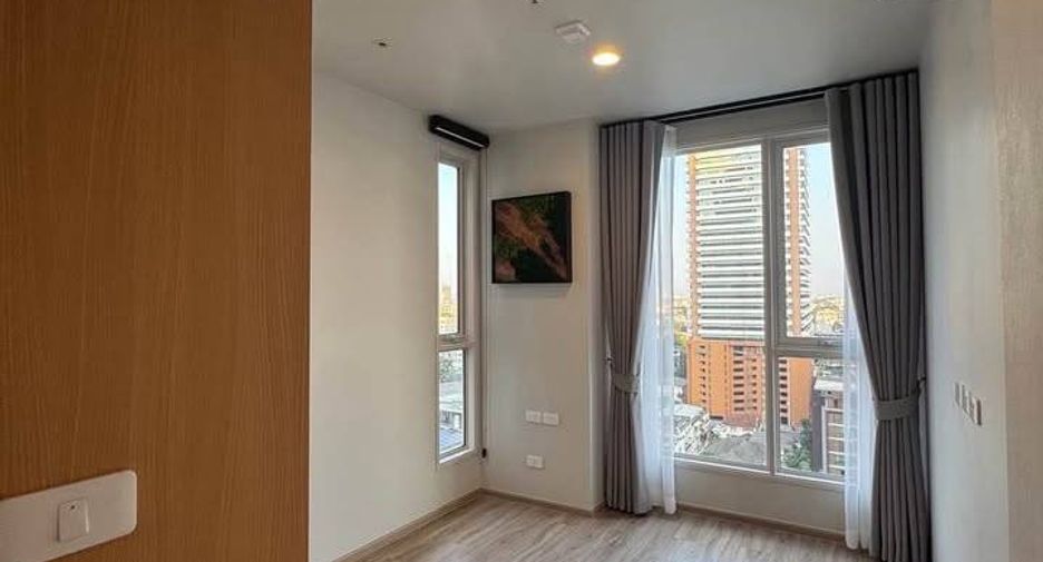 Condo en venta de 2 habitaciones en Khlong Toei, Bangkok