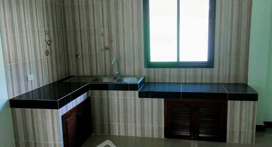 For sale 3 bedrooms house in Sattahip, Pattaya