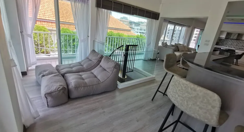 For rent 3 ベッドルーム condo in Bang Lamung, Chonburi