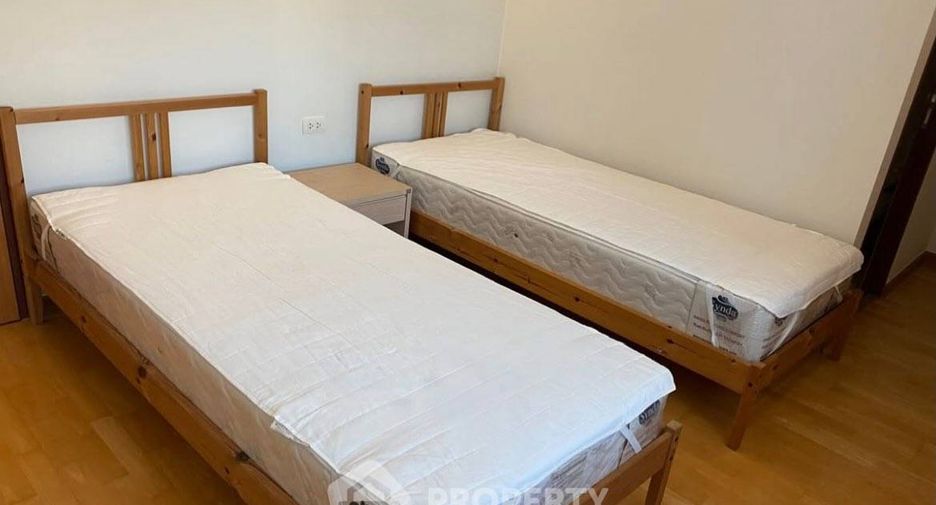 Wohnung zur Miete und zum Kauf mit 3 Zimmer in Phra Khanong, Bangkok