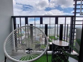 Condo en alquiler y en venta de 2 habitaciones en Suan Luang, Bangkok