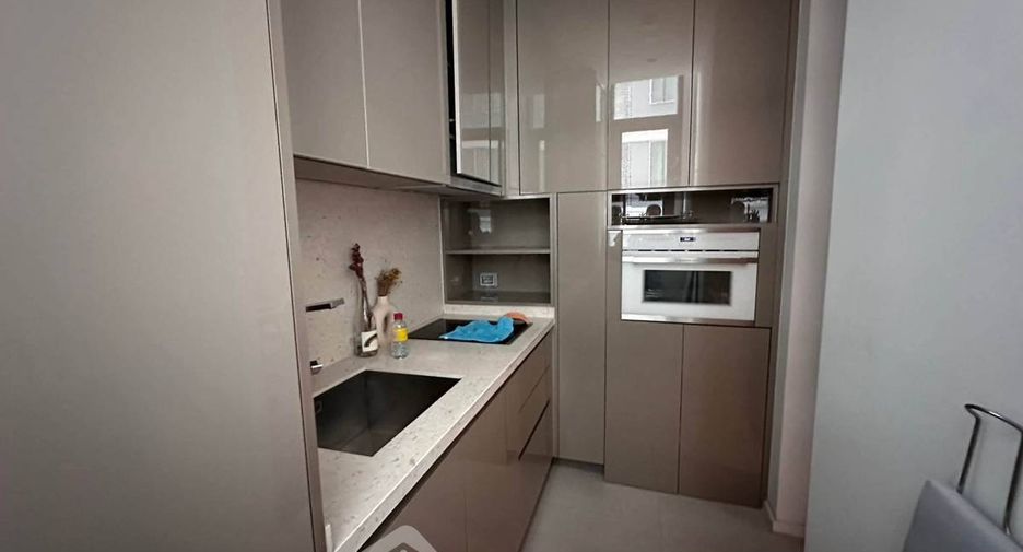 Wohnung zur Miete und zum Kauf mit 1 Zimmer in Khlong Toei, Bangkok