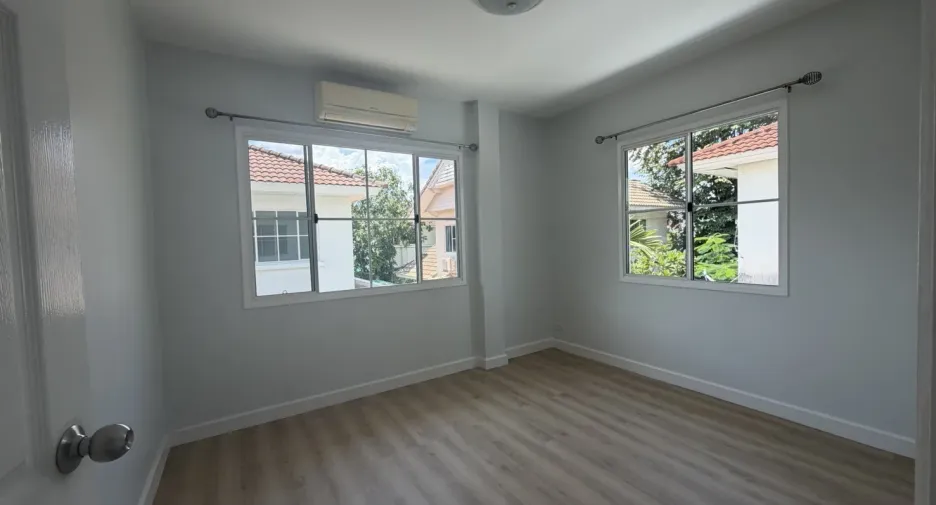 For rent 3 bedrooms house in San Sai, Chiang Mai