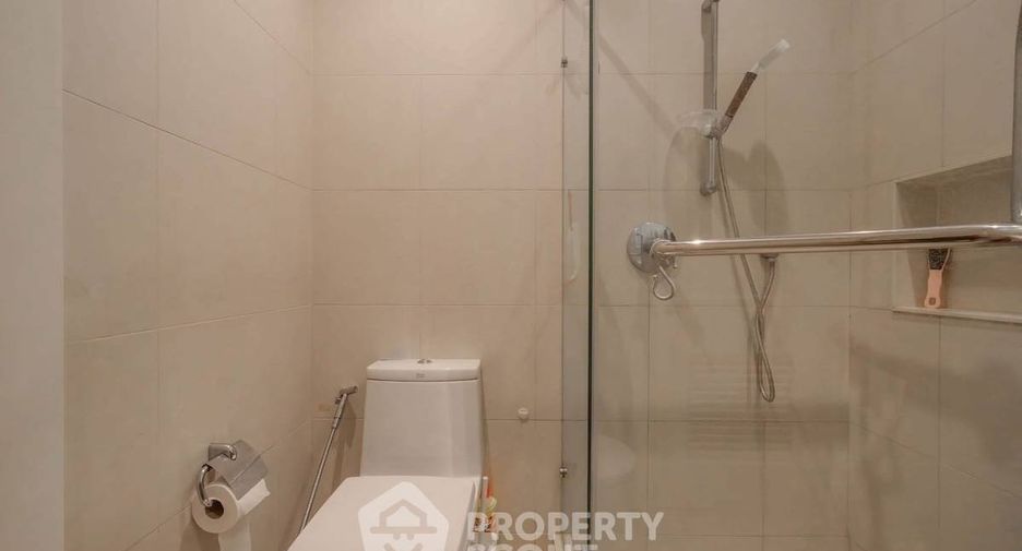 For sale 2 ベッドルーム condo in Pathum Wan, Bangkok