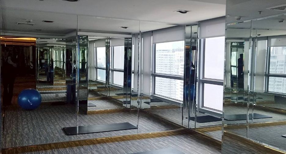For sale 1 bed condo in Watthana, Bangkok