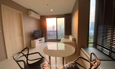 À vendre 1 chambre condo à Khlong Toei, Bangkok