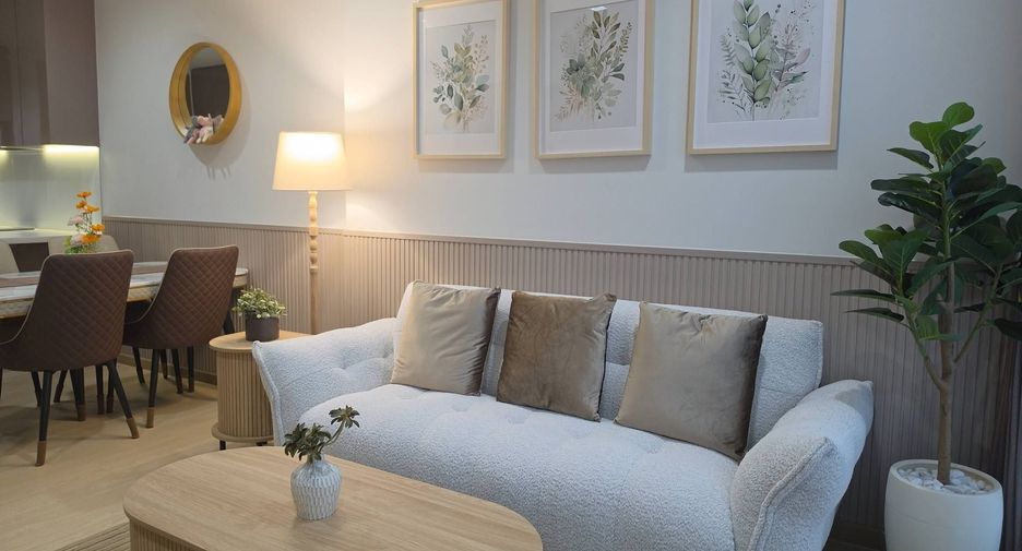 For rent 2 bedrooms condo in Khlong Toei, Bangkok