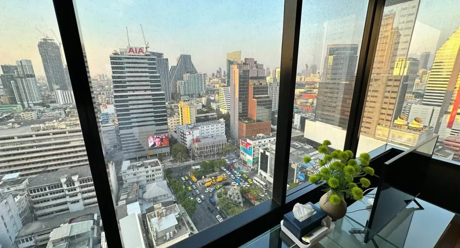 For rent 2 bedrooms condo in Bang Rak, Bangkok