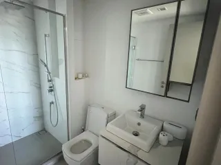 Condo en venta y en alquiler de 1 habitaciones en Phra Khanong, Bangkok