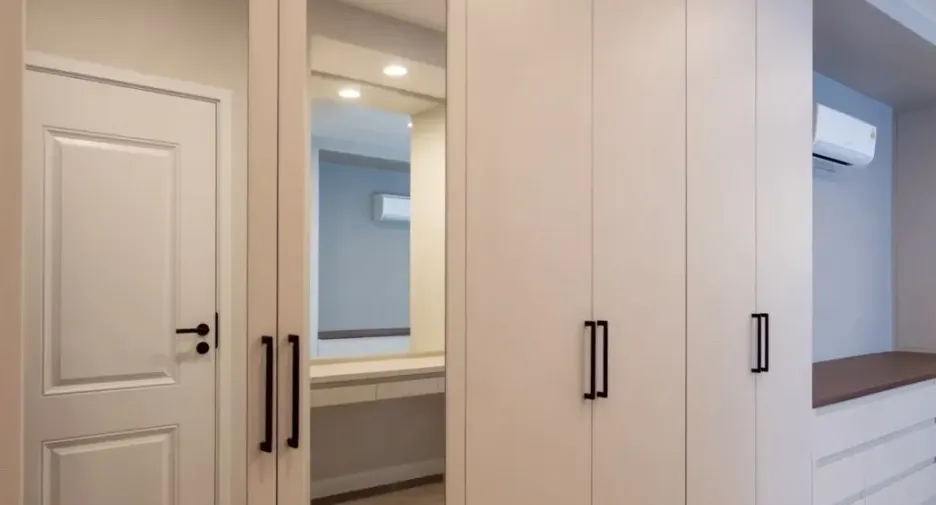 For rent 2 bedrooms apartment in Khlong Toei, Bangkok