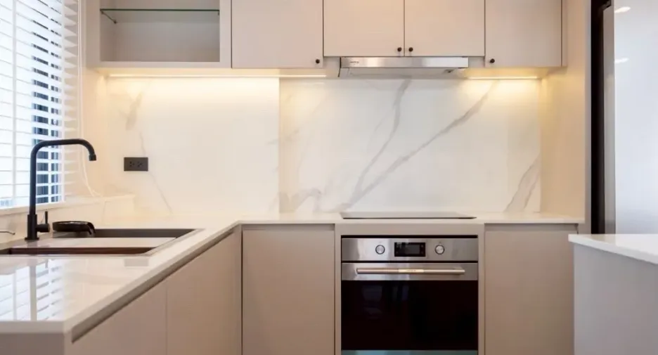 For rent 2 bedrooms apartment in Khlong Toei, Bangkok