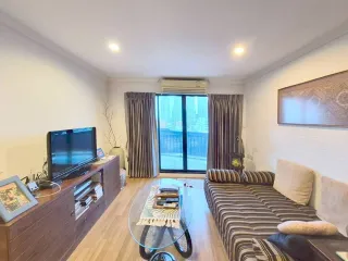 À vendre et à louer 3 chambres condo à Yan Nawa, Bangkok
