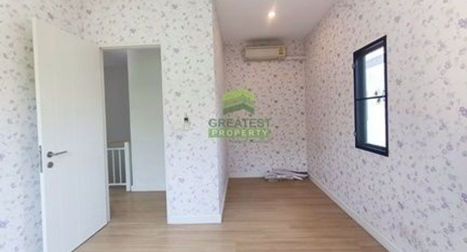 Casa en venta de 4 habitaciones en Nong Khaem, Bangkok