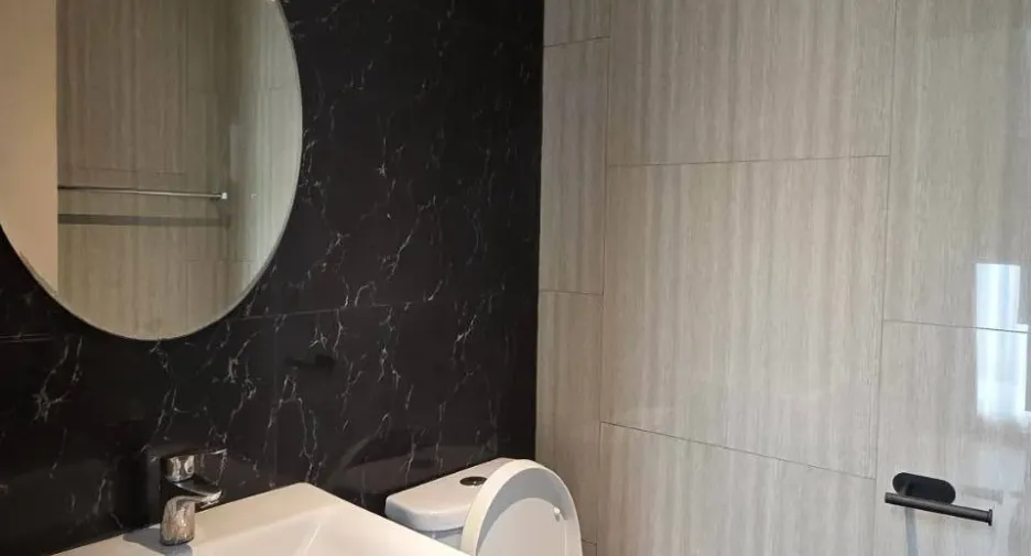 For rent 3 ベッドルーム condo in Phra Khanong, Bangkok