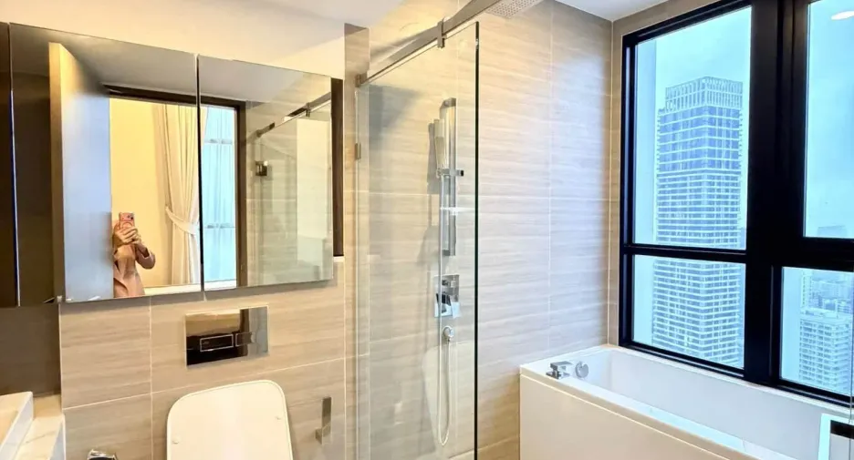 Condo en alquiler de 2 habitaciones en Watthana, Bangkok