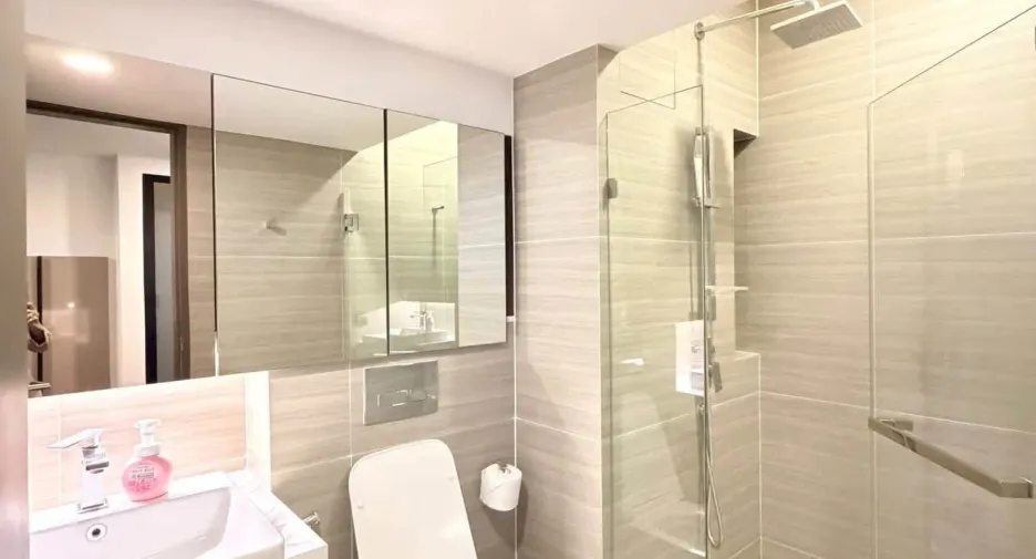 Condo en alquiler de 2 habitaciones en Watthana, Bangkok