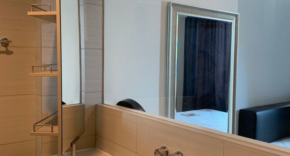 À louer 1 chambre condo à Khlong Toei, Bangkok