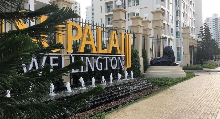 For sale 1 bed condo in Huai Khwang, Bangkok