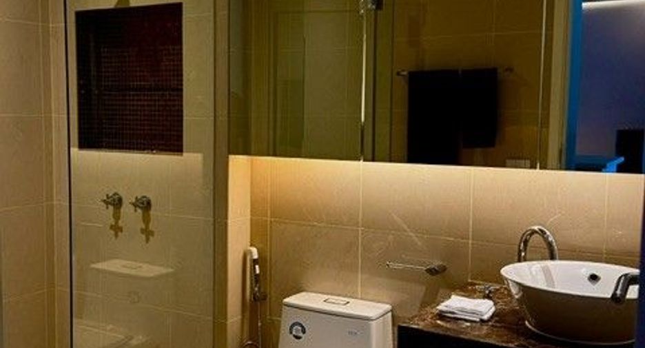 Condo en alquiler de 2 habitaciones en Sathon, Bangkok