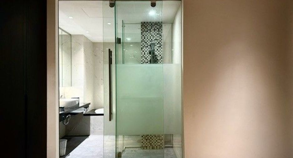 Condo en alquiler de 2 habitaciones en Sathon, Bangkok