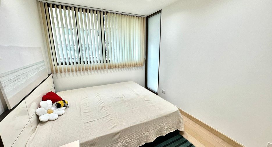 For sale 1 bed condo in Khlong San, Bangkok