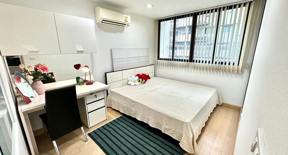 For sale 1 bed condo in Khlong San, Bangkok