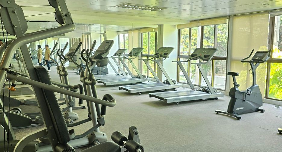 For sale 1 bed condo in Khlong San, Bangkok