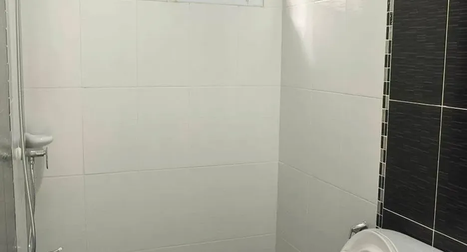 Reihenhaus zum Kauf mit 2 Zimmer in San Kamphaeng, Chiang Mai