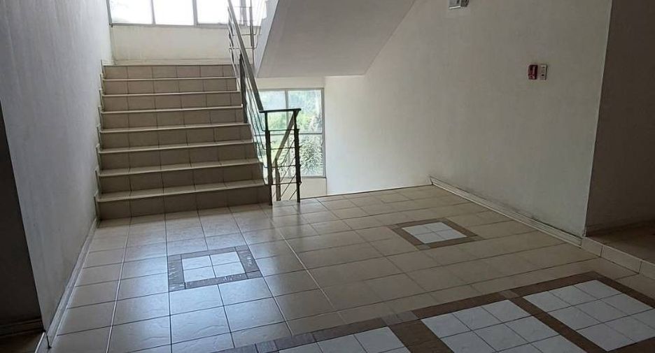 出售 2 卧室 公寓 在 Lak Si, 曼谷