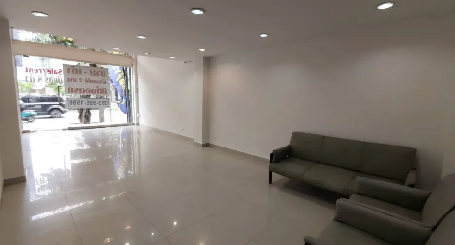 For rent 8 bedrooms office in Wang Thonglang, Bangkok