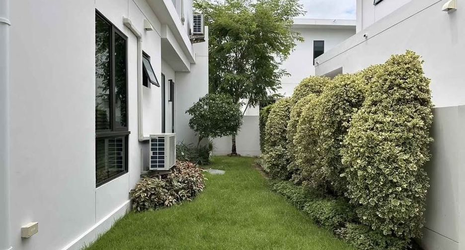 For sale 4 ベッドルーム house in Bang Phli, Samut Prakan