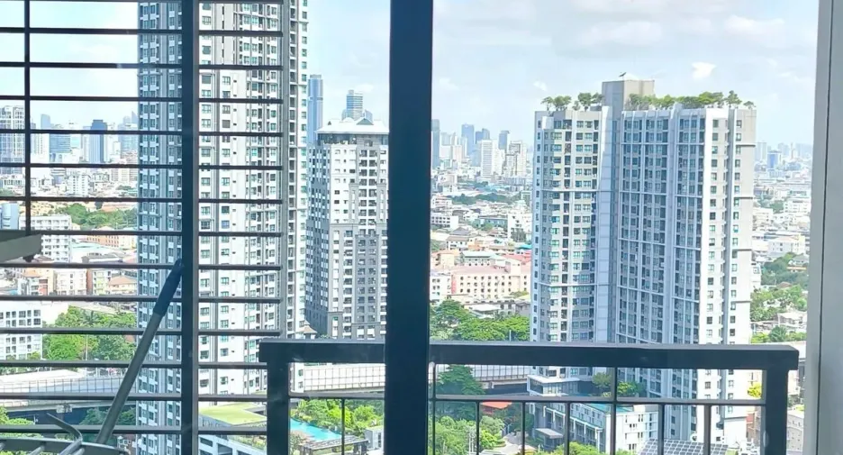 For rent 1 bed condo in Watthana, Bangkok