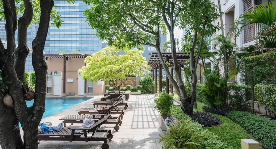 For rent 1 bed condo in Bang Na, Bangkok