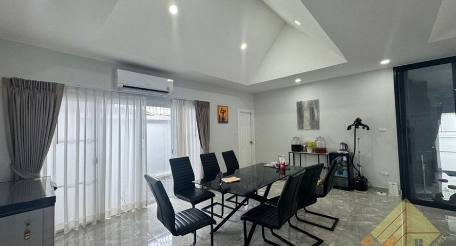 For sale 4 bedrooms house in Bang Lamung, Chonburi